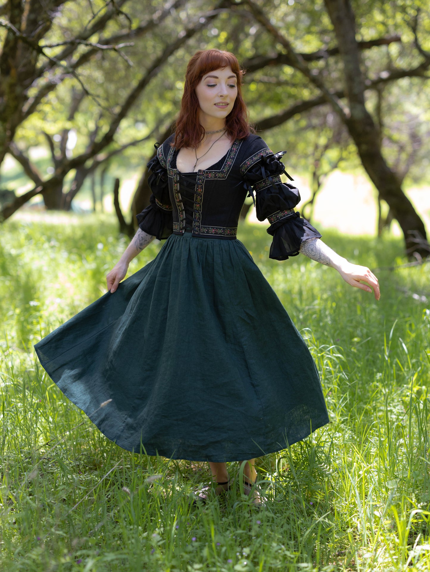 Black Ribbon Folk Bodice