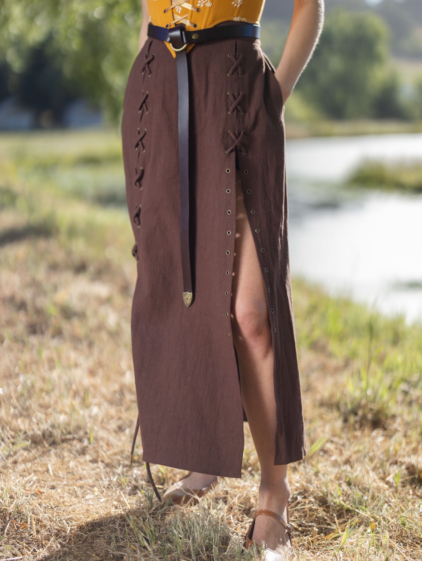 Tavern Skirt