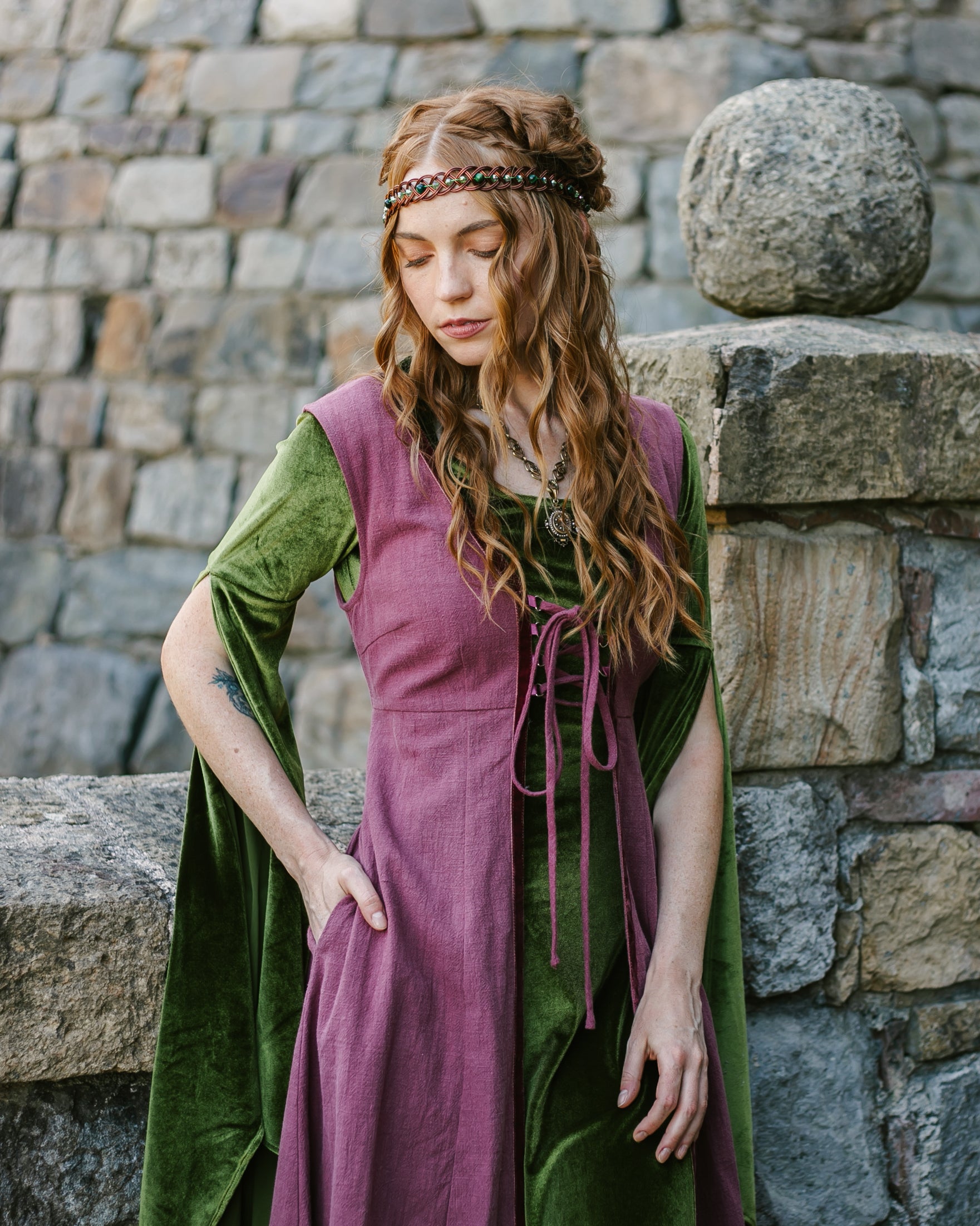 Stained Blackberry Kirtle Dress L Stained Blackberry Kirtle Dress L