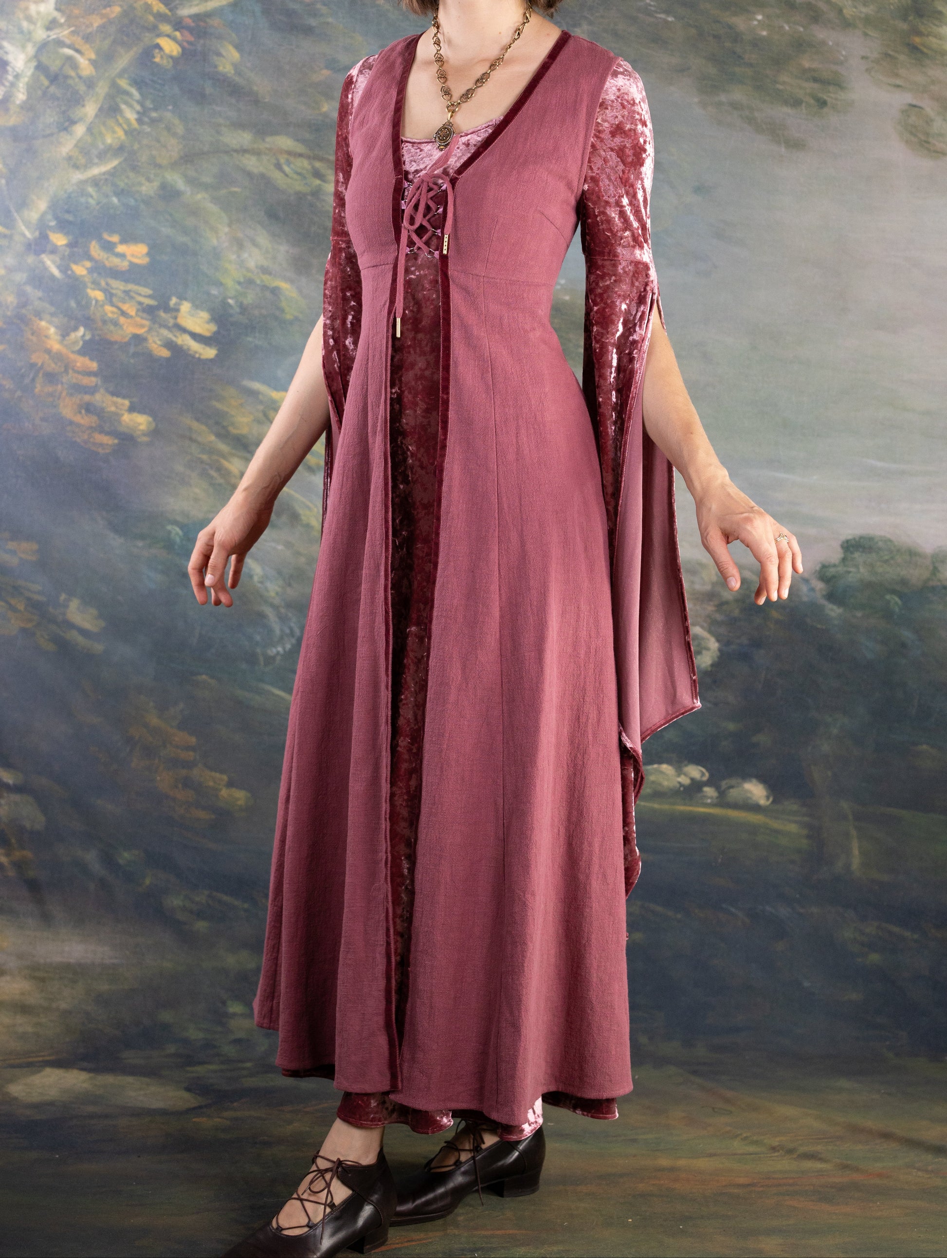 Stained Blackberry Kirtle Dress L Stained Blackberry Kirtle Dress L