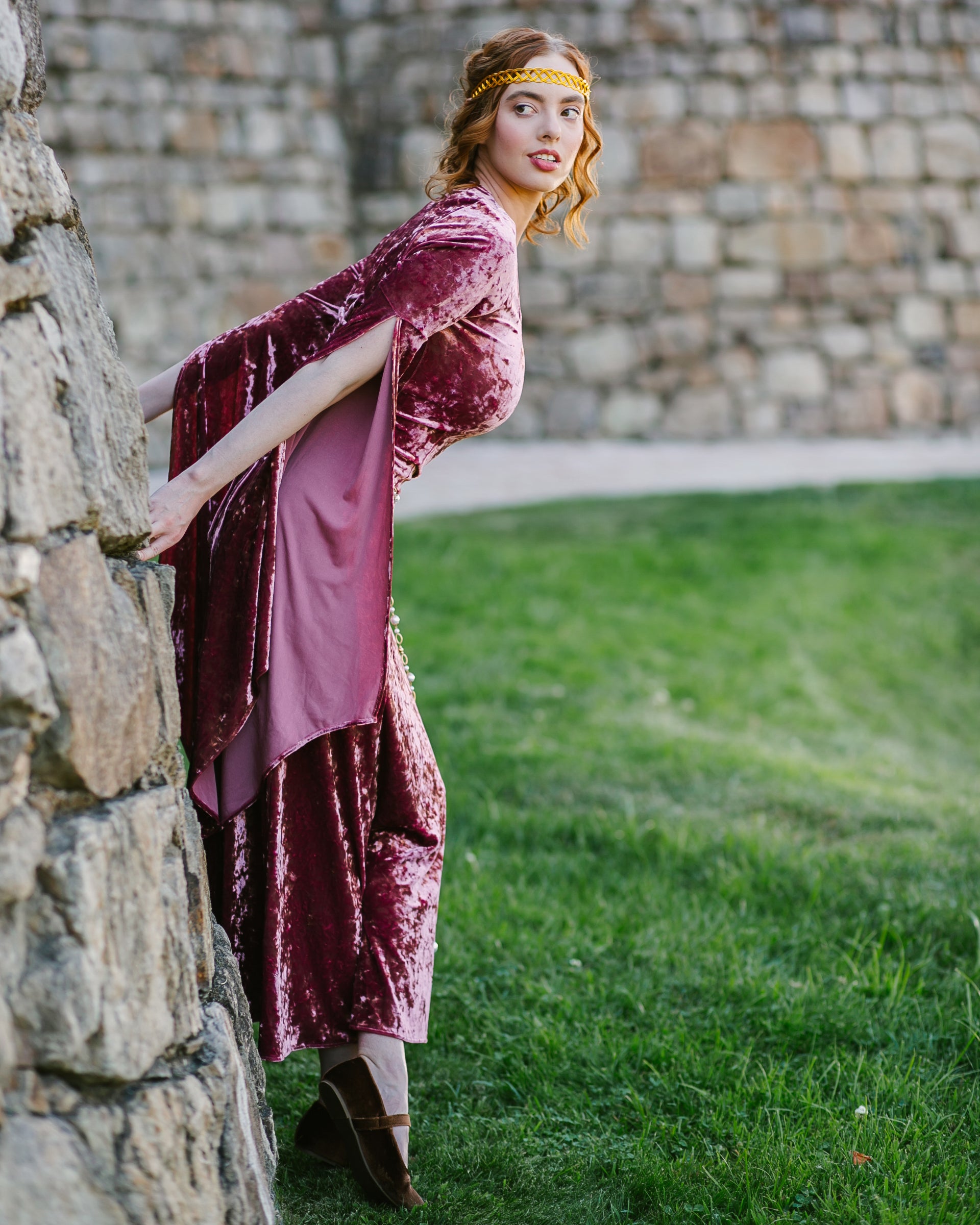 bell sleeve burgundy dress Burgundy Long Sleeves Floral Embroidery Prom Dresses With Court Train PL392