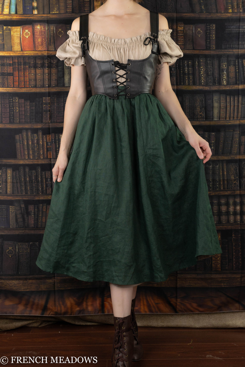 underbust corset belt with shoulder straps