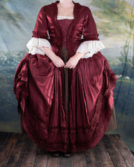 Dark Red Robe à l’Anglaise