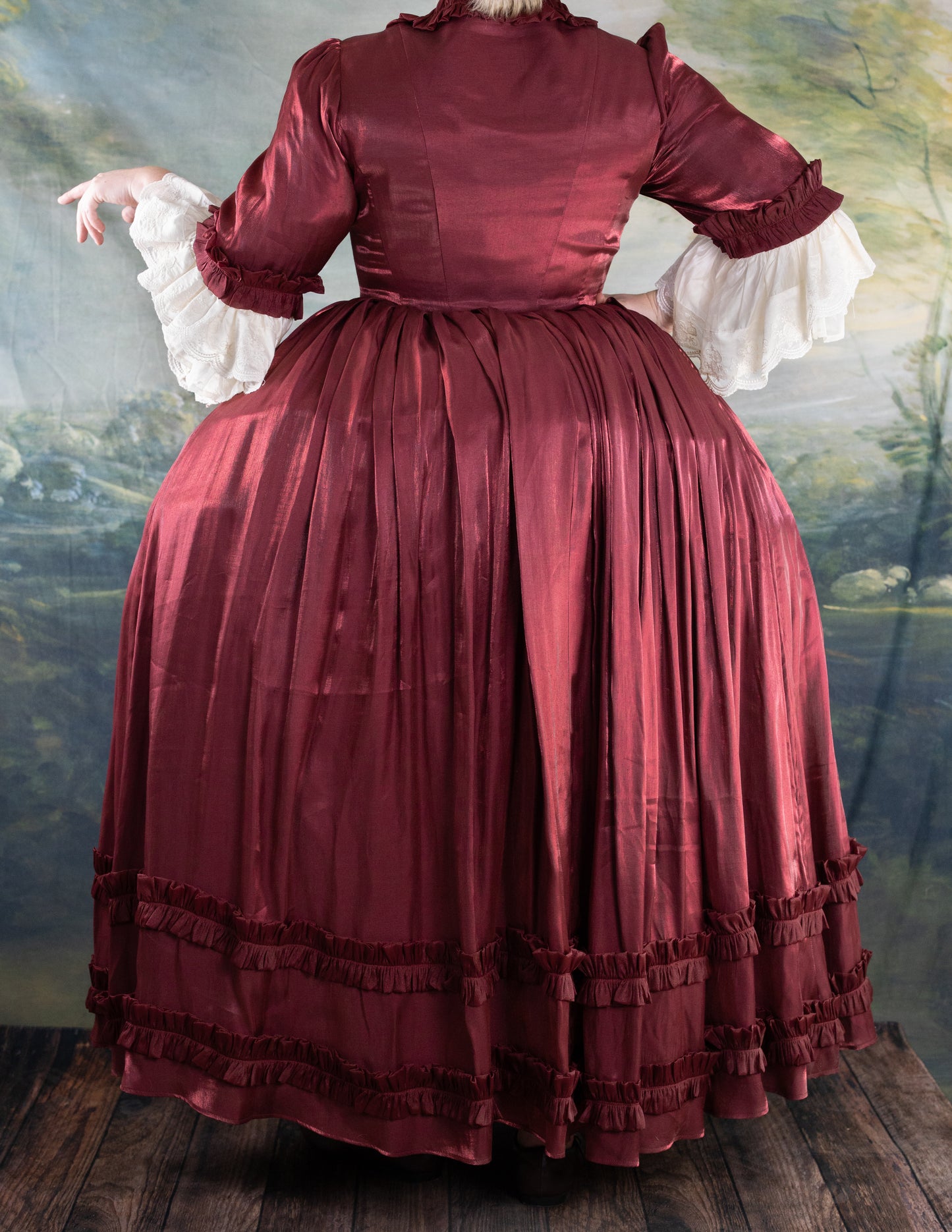 Dark Red Robe à l’Anglaise