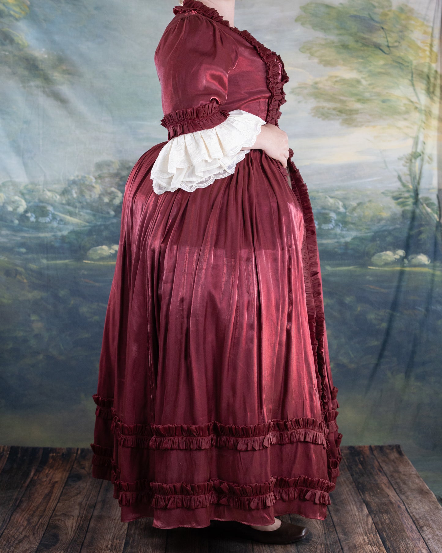 Dark Red Robe à l’Anglaise