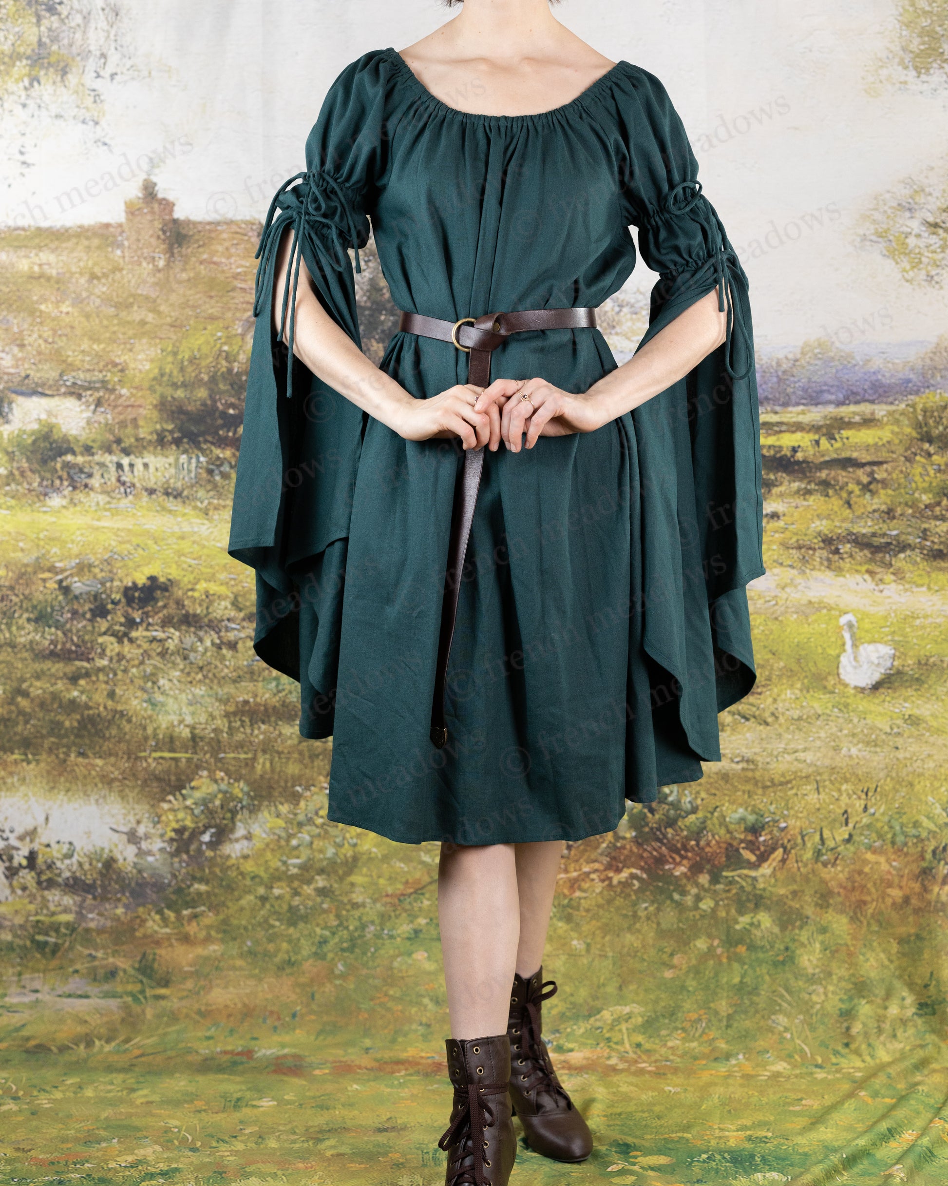 Dark Green Linen Bell Sleeve Chemise – French Meadows