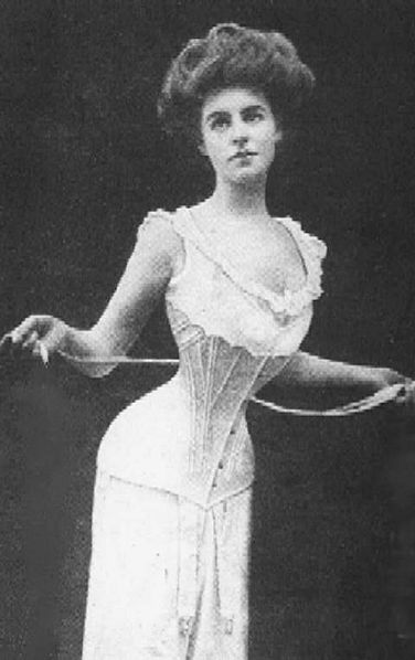 photograph of edwardian woman in s-bend corset