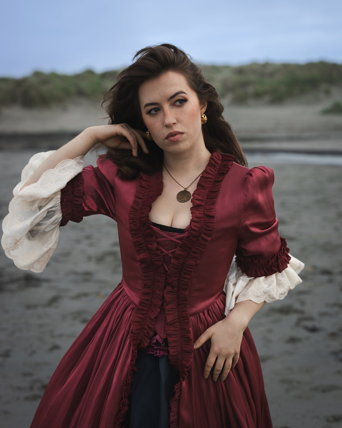 Dark Red Robe à l’Anglaise