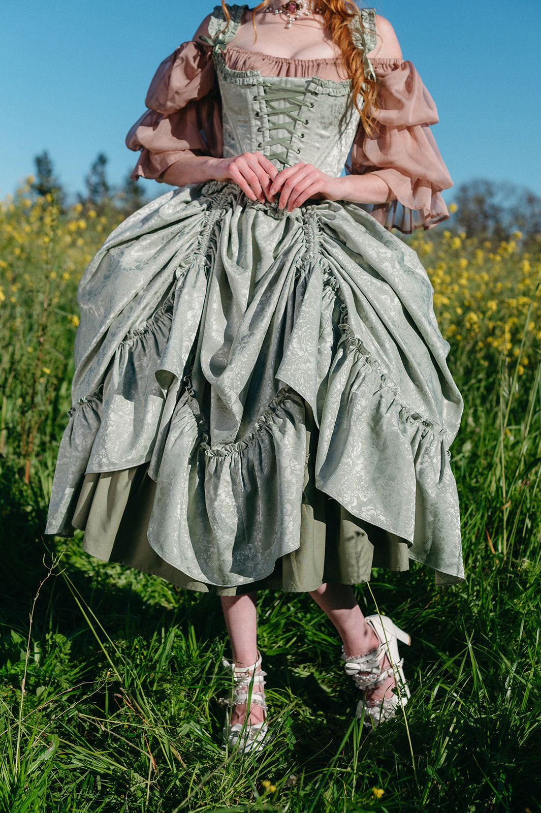 FOXEY　サイズ38 Skirt Antoinette Mint Green Floral Ruffle Skirt | Rococo Marie Antoinette Skirt