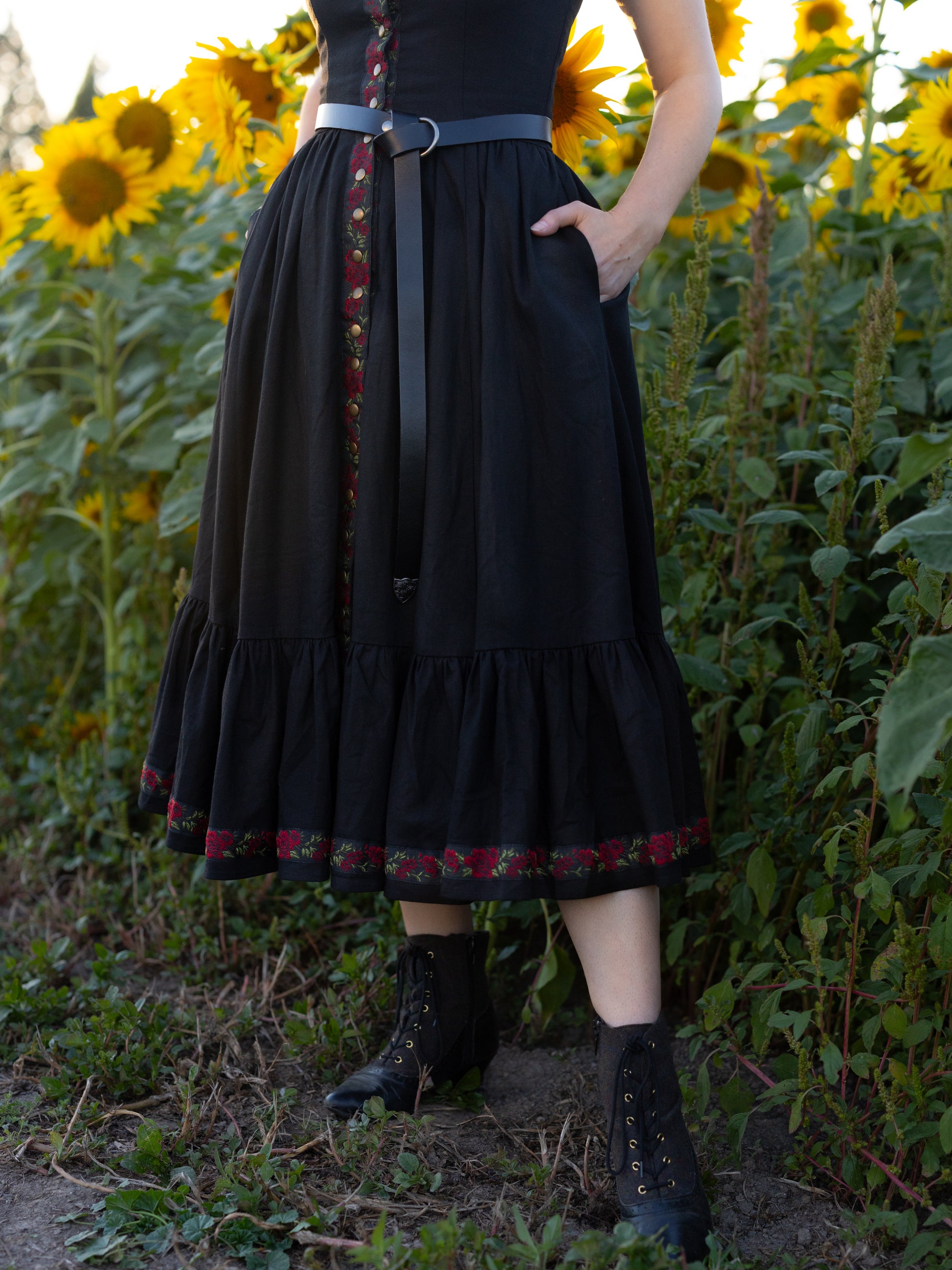 Black Ribbon Sarafan Corset Dress | French Meadows Corsets 4X Black Ribbon Sarafan Corset Dress | French Meadows Corsets 4X